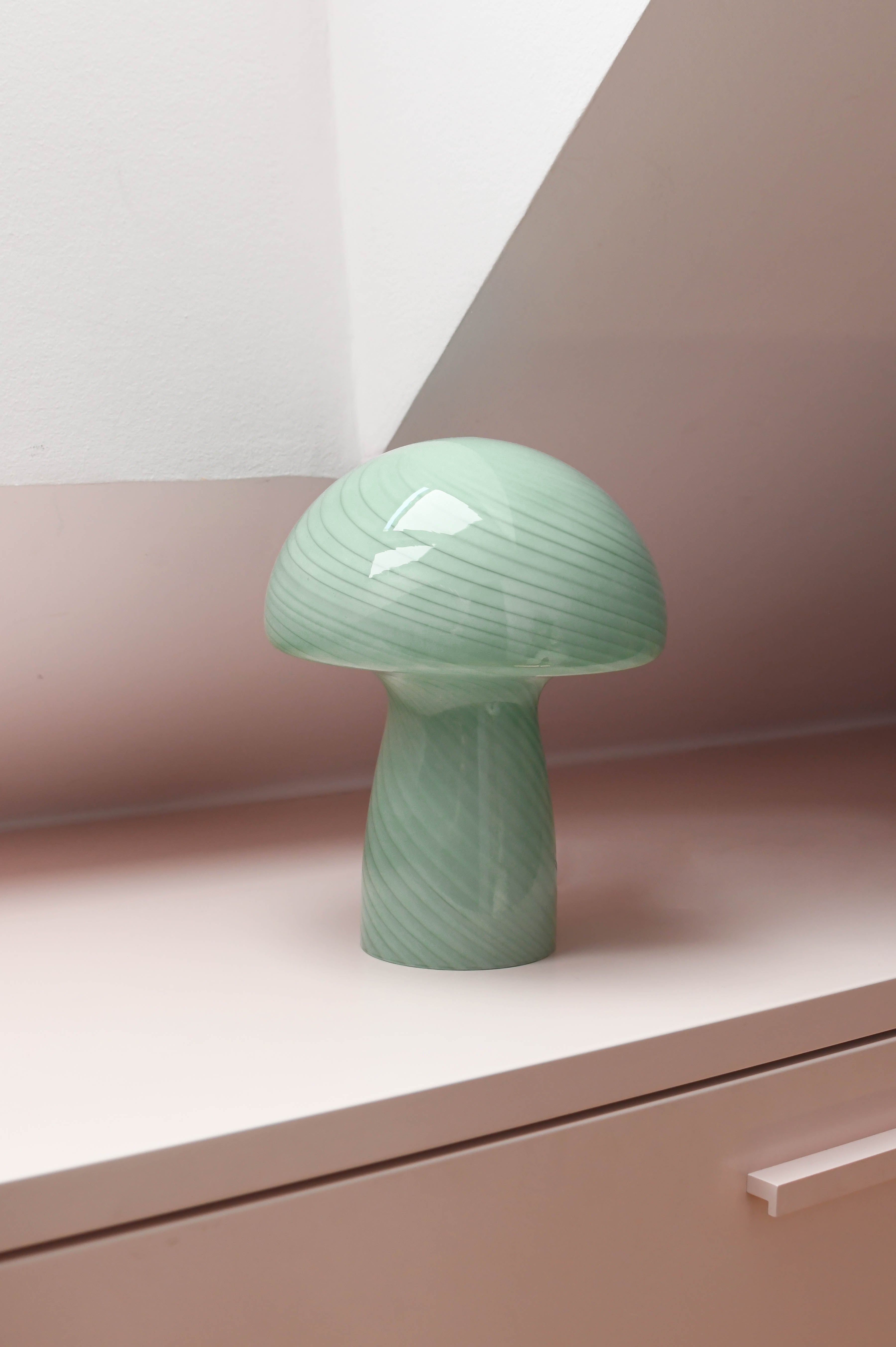 Mushroom bordlampe, mint - H23 cm.